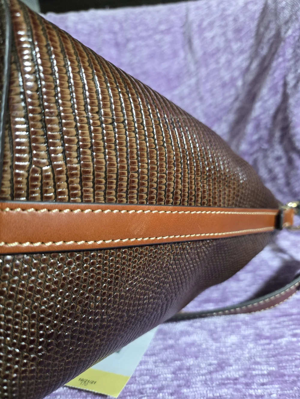Dooney & Bourke Chestnut Textured Lizard- Emboased Drawstring Bucket Bag. NWT🫶